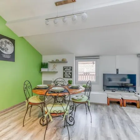 House 2 Apartment Voiron
